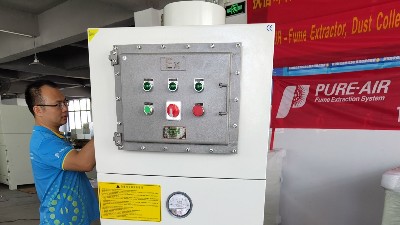 執(zhí)信環(huán)保工業(yè)防爆粉塵吸塵器,防爆除塵設(shè)備10年專業(yè)制造企業(yè)！